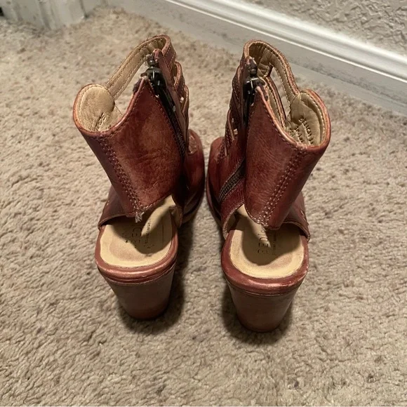 Bed Stu women chestnut brown distressed leather caged stacked heel shoes, 8 1/2 - Picture 2 of 12